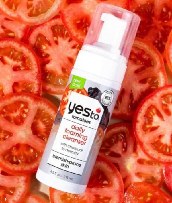 Yes To Tomatoes Anti Pollution Detoxifying Charcoal Oxygenated Foaming Facial Cleanser - 4.5 fl oz - Image 5