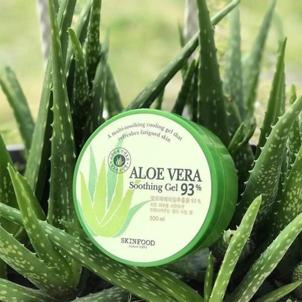 Skinfood Aloe Vera Soothing Gel 93%, 10.14 fl oz (300 ml) - Image 3