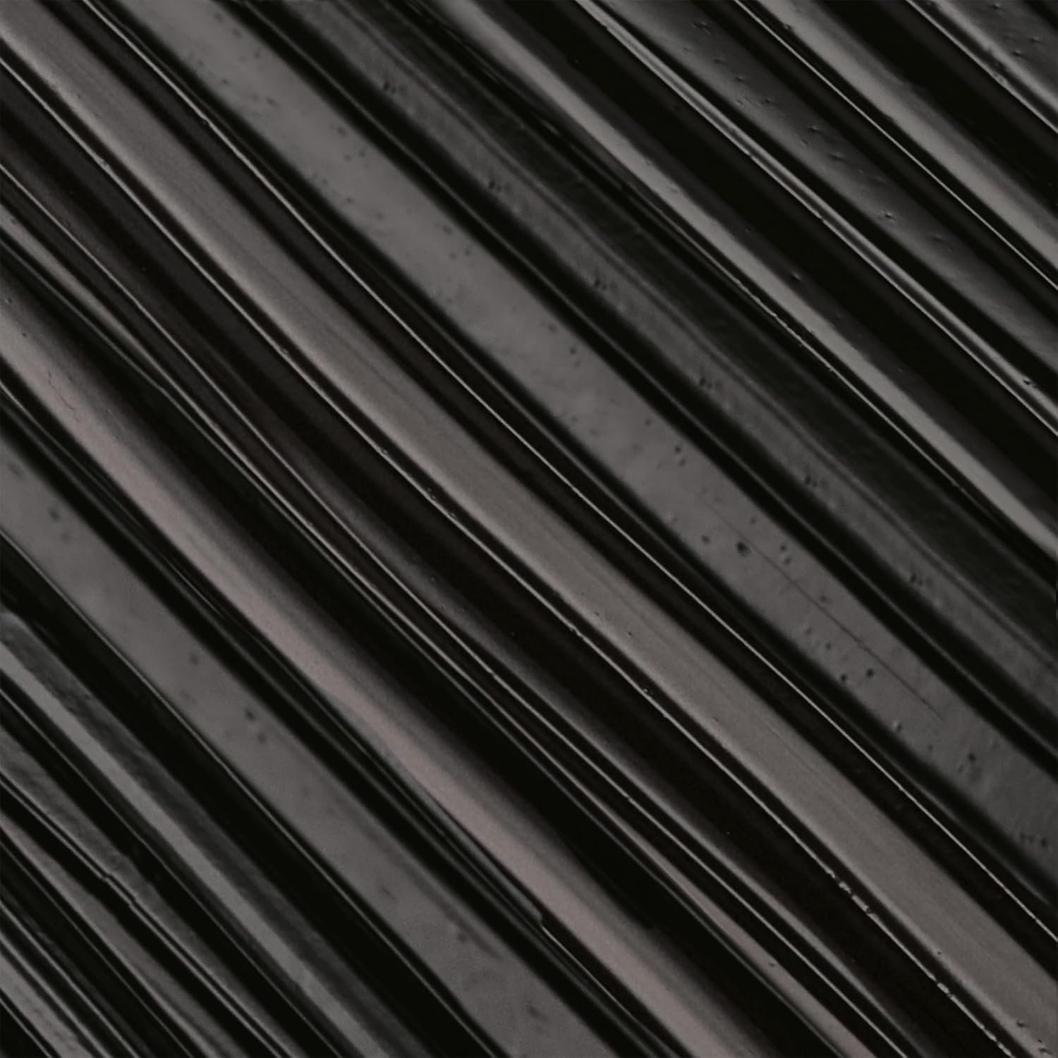 L’Oréal Paris Voluminous Panorama Mascara, Volumizing and Lengthening Mascara, Waterproof Longwear and Smudge Resistant Make Up, Black, 0.33 Fl Oz - Image 10