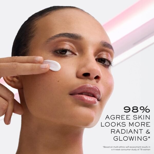 Lancôme Hydra Zen Moisturizer - Hydrating & Soothing Face Cream with Hyaluronic Acid - Image 7