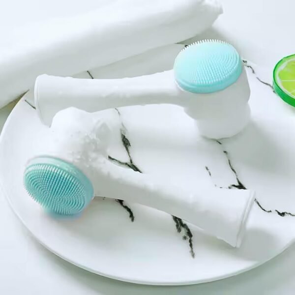Face Brush 2 in 1 Double Sided Manual Facial Cleaning Brush. Exfoliating and Cleaning Face Scrubber with Soft Bristles. - Image 9