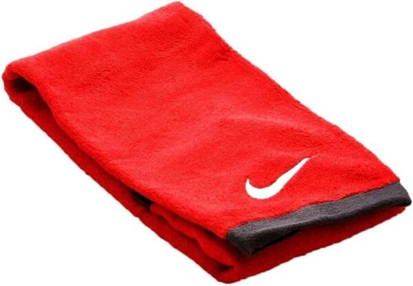 Nike Fundamental Towel - Image 3