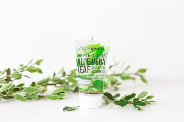 Urban Hydration Soothing & Cooling Aloe Vera Daily Body Moisturizer | Sulfate, Paraben & Polybead Free, Detoxes and Smooths Skin, Fades Dark Spots, Lightweight for All Skin Types | 6 Fl Ounces - Image 7