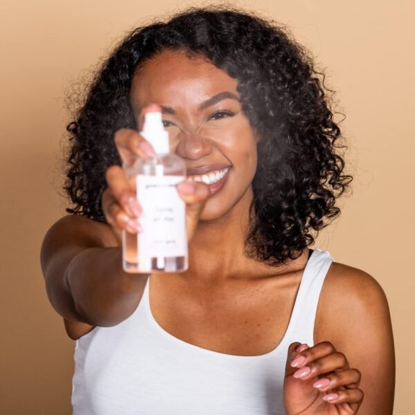 grace & stella Award Winning Rose Water Facial Spray (240ml) - Vegan - Rose Water Spray for Face - Rosewater Spray Toner Rose Hydrosol - Rose Spray Facial Mist - Rosewater Spray Toner Rose Hydrosol - Image 7