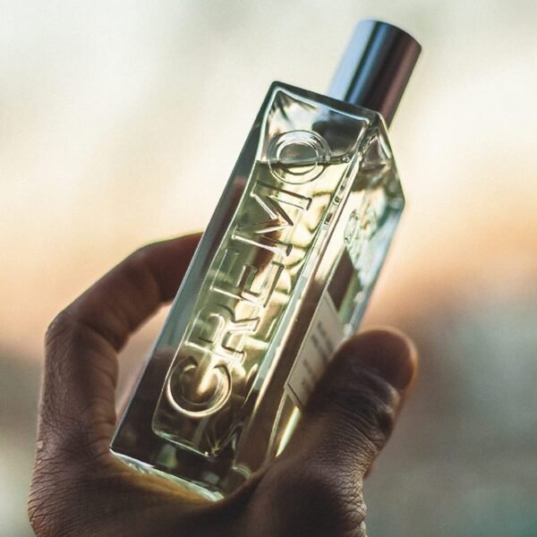 Cremo Cologne for Men - Bourbon & Oak Mens Cologne Spray - A Sophisticated Blend of Distiller’s Spice, Fine Bourbon and White Oak, Fragrances For Men, 3.4 Fl Oz - Image 5