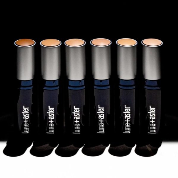 Lune+Aster Dawn to Dusk Foundation Stick - A cream foundation stick infused with good-for-you ingredients that delivers long-lasting, undetectable coverage for a flawless complexion - Image 4