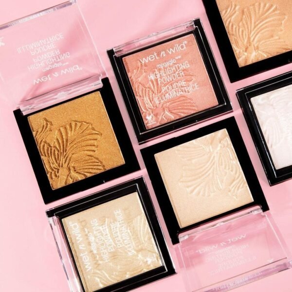 wet n wild MegaGlo Highlighting Powder Warm Gold Golden Flower Crown - Image 13