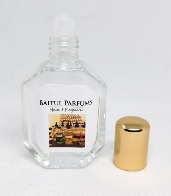 Reflection of B ROUGE 540 Eau De Parfum .5 OZ. ROLL-ON ALCOHOL-FREE HYPOALLERGENIC PERFUME OIL FRAGRANCE - MAIN ACCORDS: WOODY, SPICY, AMBER, AROMATIC - Image 2
