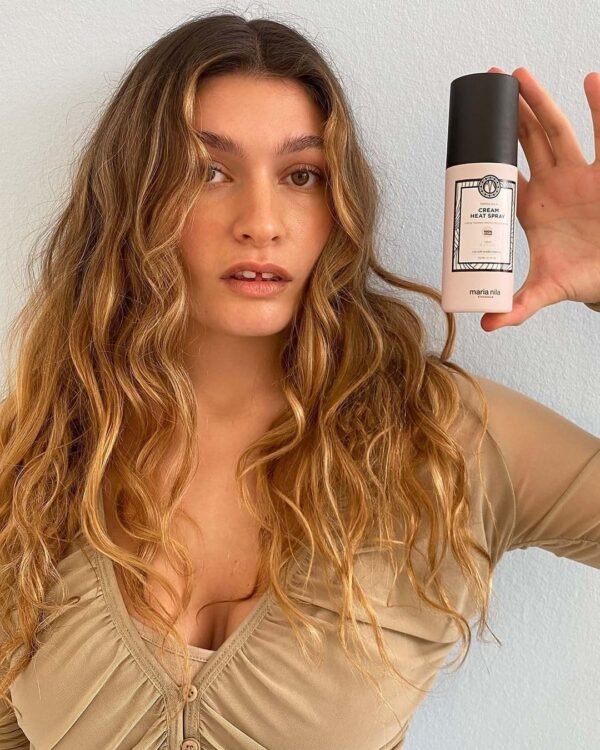Maria Nila Heat Spray, 5.1 Fl Oz, Protects Hair when Using Heating Tools, 100% Vegan & Sulfate/Paraben free - Image 5