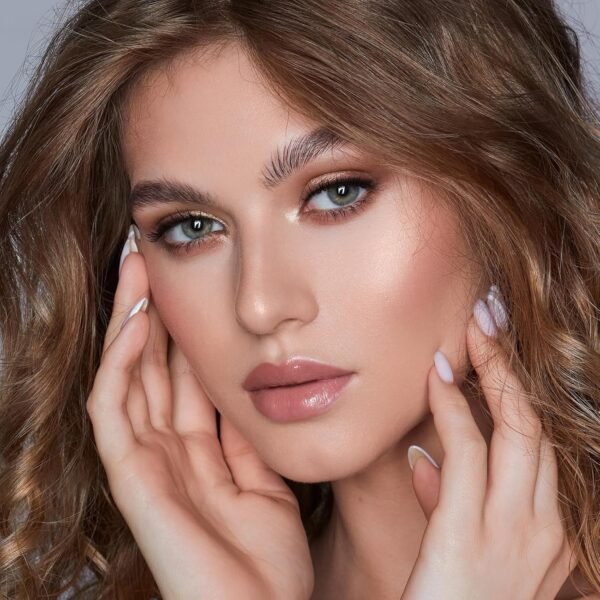 Boobeen Nude Eyeshadow Palette - Matte and Shimmer Makeup, Highly Pigmented Creamy Eye Shadow Powder, Create a Neutral Eye Look, Long Wearing - Image 5