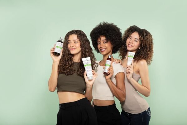 CURLSMITH - Frizz Rescue Finishing Serum, Oil-to-Gel Hair Serum, Tame Frizz, Add Shine, Humidity Protection, For All Curl Types, Vegan, 74ml/2.5 fl oz - Image 6