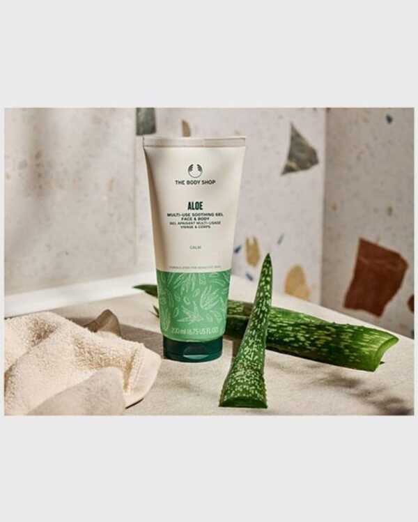 The Body Shop Aloe Multi-Use Soothing Gel, 6.76 Fl Oz - Image 5