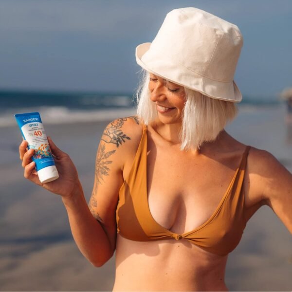 Badger Reef Safe Sunscreen, SPF 40 Sport Mineral Sunscreen, 98% Organic Sunscreen Ingredients, Broad Spectrum, Water Resistant, Zinc Oxide Sunscreen, Unscented, 2.9 fl oz - Image 5
