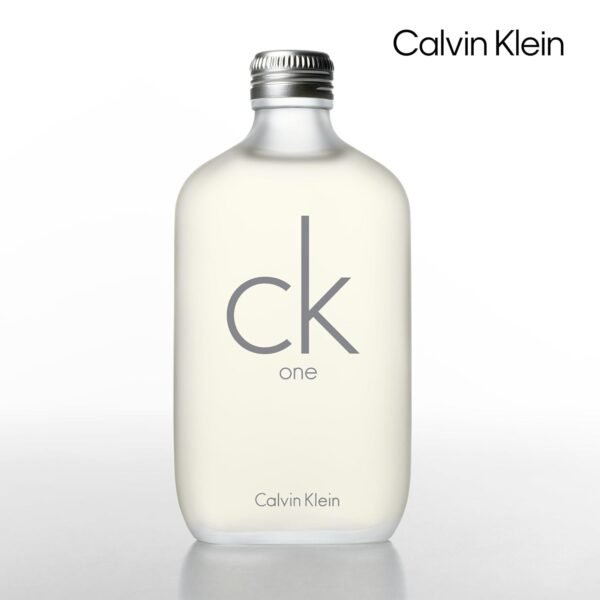 Calvin Klein CK One Eau de Toilette – Citrus Unisex Fragrance – With Notes of Green Tea, Bergamot, Cardamom, Violet & Amber – Luxury Unisex Perfumes – Long Lasting Fragrance - Image 3