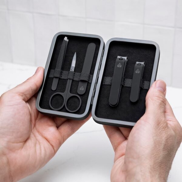 MANSCAPED® The Tool Box 5.0 Ultra with: The Lawn Mower® 5.0 Ultra Groin Groomer, Weed Whacker® 2.0 Nose & Ear Hair Trimmer, The Plow™ 2.0, The Shears™ 3.0 Five Piece Nail Kit, The Shed™ Toiletry Bag - Image 5