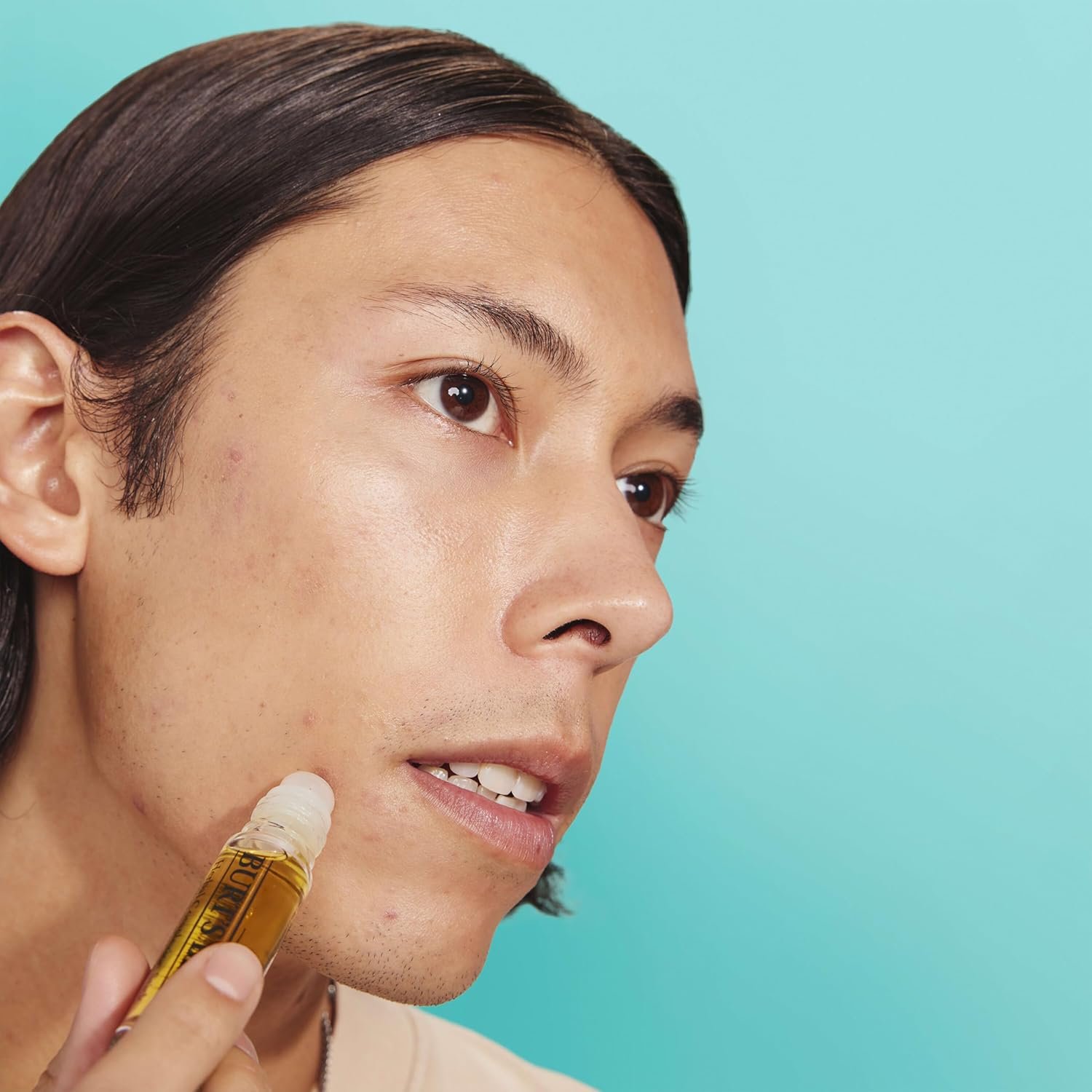 Burt’s Bees Clear and Balanced Herbal Blemish Stick, On the Go Acne Treatment, Unclogs Pores, Use in Skincare Regime, Pack of 12, Pack May Vary - Image 11