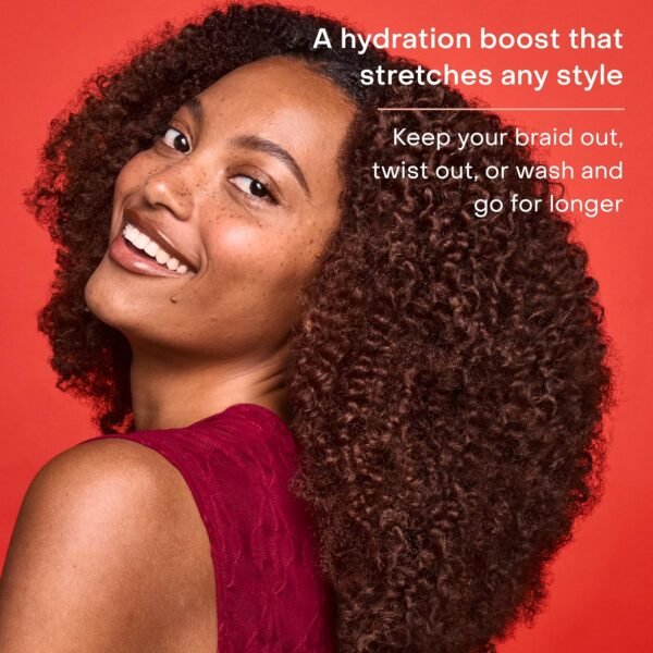 SheaMoisture Curl Stretch Refresher Spray Kalahari Melon Oil and Marula Oil Between Wash Style Stretcher Boosts Hydration, Fights Humidity and Frizz with Hyaluronic Serum 8 Fl Oz - Image 6